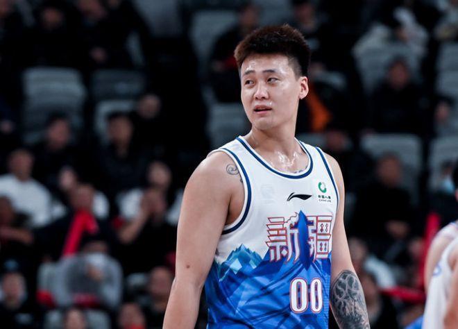 是赵睿主动提出离开新疆男篮的吗？赵睿澄清事实，予以否定