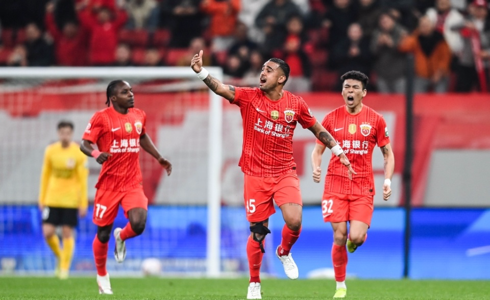 开云官网-积分变为负2分！海港4-1获中超首胜 送西海岸2连败 武磊替补双响